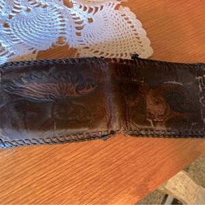 Leather Wallet, OLD, [Leather to be recycled anyone?]